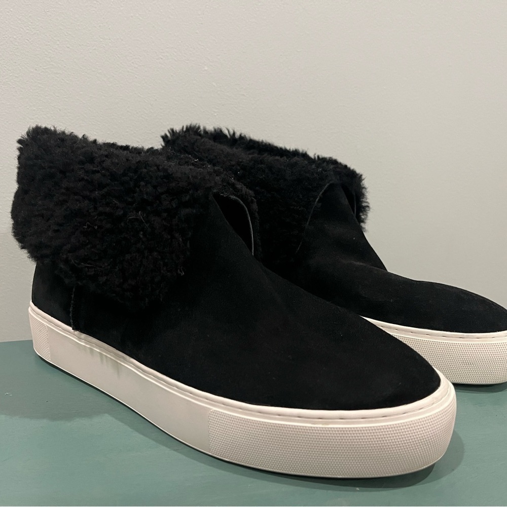 UGG Lynus cuffable Black Suede Fur-Lined sneaker 9.5 Boots - Picture 9 of 11